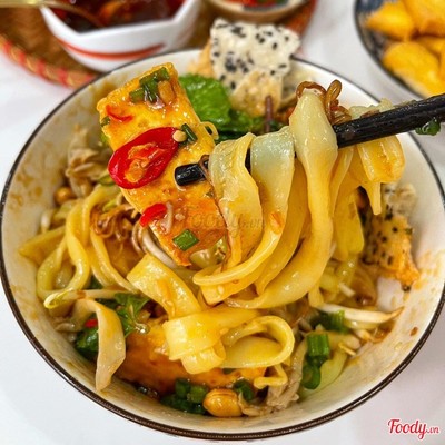 Mì Quảng Sườn