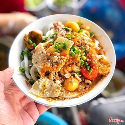 Mì Quảng Đầy Đủ (gà,tôm,sườn,trứng)