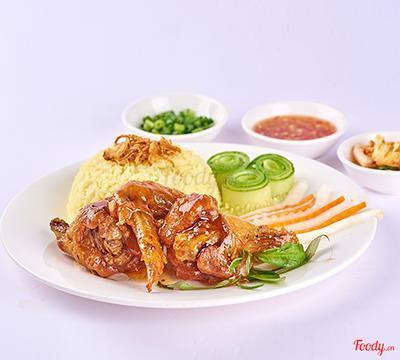 Cơm cánh gà chiên mắm