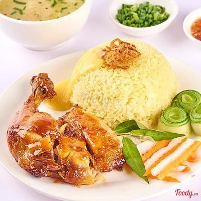 Cơm gà chiên đùi góc tư