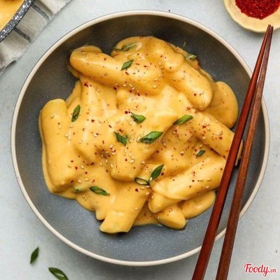Tokbokki nhân phô mai sốt phô mai (món mới)