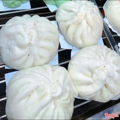Bánh Bao Đặc Biệt( Nhân 2 trứng cút + Trứng muối và xá xíu nhân thịt )