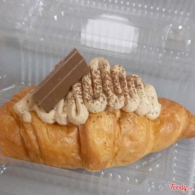 Croissant Kem Tiramisu