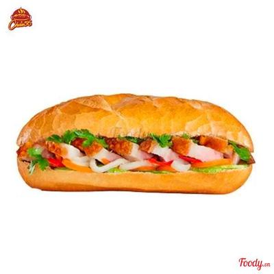 Bánh mì heo quay sốt tương