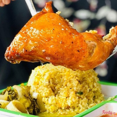 Cơm gà xối mở đùi tỏi