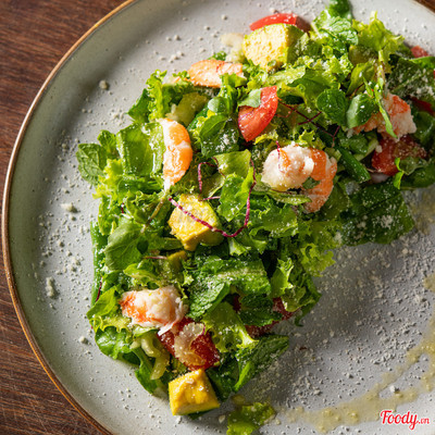 Salad tôm và bơ