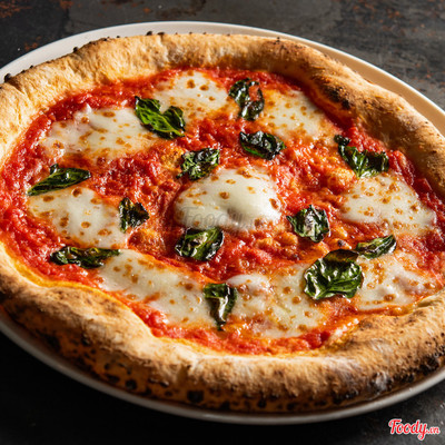 (H) Pizza Margherita
