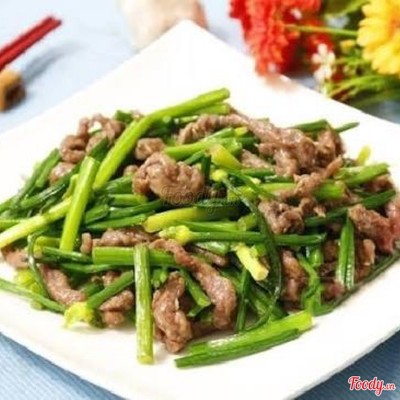 Bò xào bông hẹ