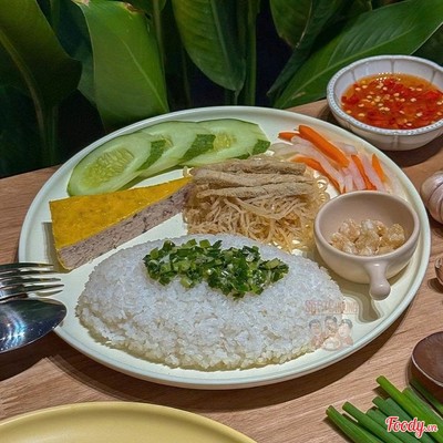 Cơm tấm bì - chả