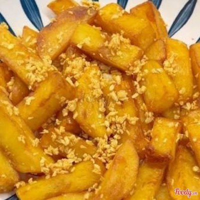 Khoai tây chiên bơ tỏi