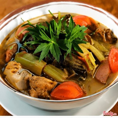 Canh cải chua gân bò