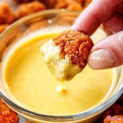 Gà viên sốt phô mai trứng muối