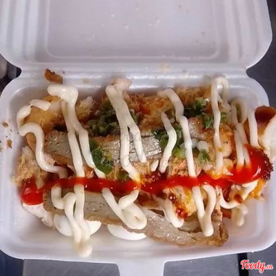 Bánh mì nướng muối ớt thêm chả cá