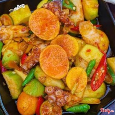 Râu Tuộc Mix Trứng Non Sốt Thái