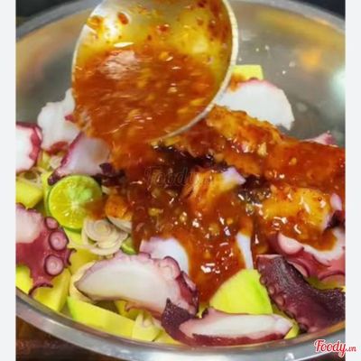 Râu Bạch Tuộc Sốt Thái