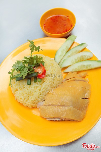 Combo Cơm gà Hải Nam (Thịt gà mềm) + Sting