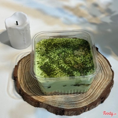 Matcha tiramisu cốt Ladyfingers