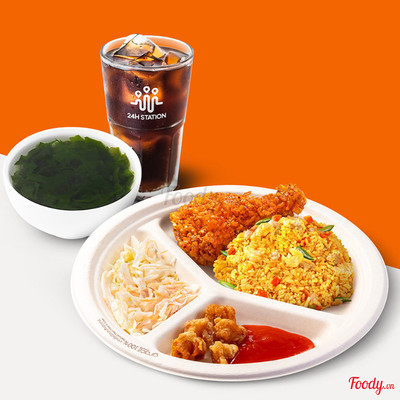 Combo Cơm Chiên Đùi Gà Phủ Xốt