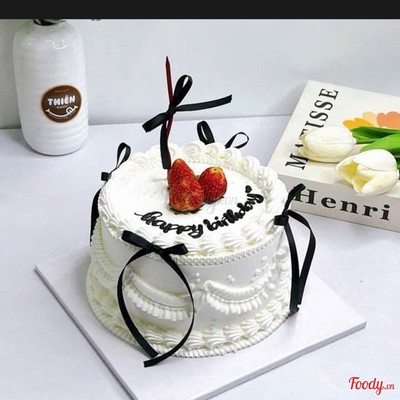 BÁNH KEM MẶT DÂU TÂY DỄ THƯƠNG (sz12)