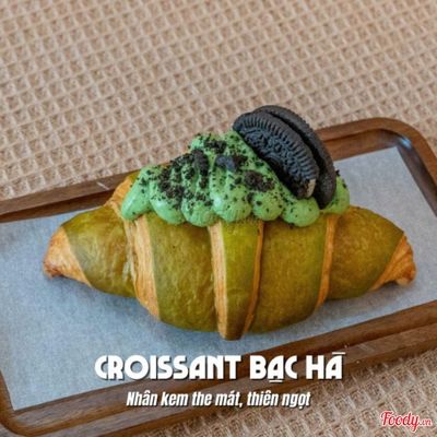 Croissant Kem Socola Bạc Hà