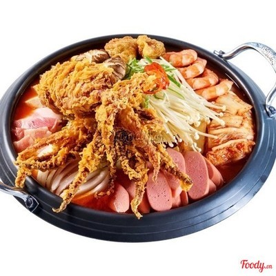 Lẩu kimchi hải sản