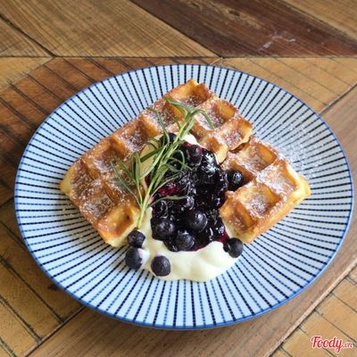 Blueberry & Mascarpone Waffle