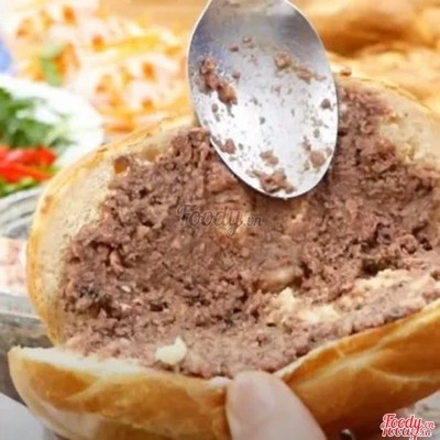 Bánh Mì Bơ - Pate Ngon