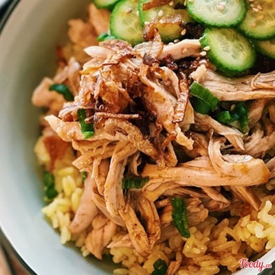 Xôi bát bửu gà xé