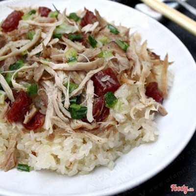 Xôi gà xé lạp xưởng