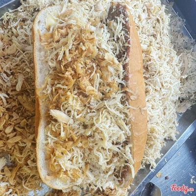 Bánh Mì Gà Xé