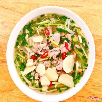 Phở bò tái