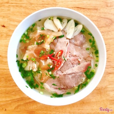 Phở nạm gân