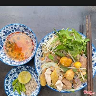 Bánh hỏi lòng gà trứng non
