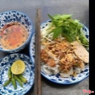 Bánh Ướt Chả Bò Thịt Nướng