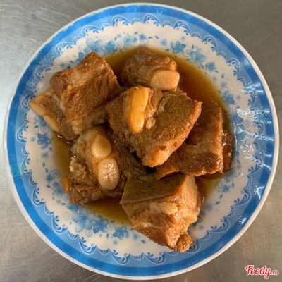 CƠM SƯỜN NON KHO