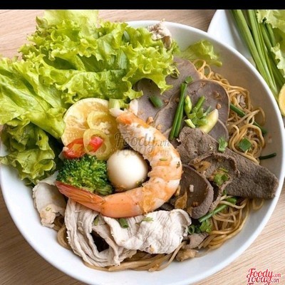 Hủ Tiếu Khô nam vang + Pepsi
