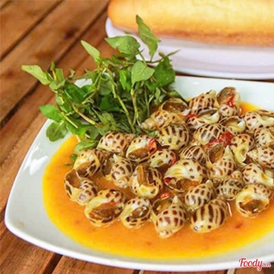 Babylon Snail with Salted Egg Sauce/ Ốc hương lớn sốt Trứng Muối