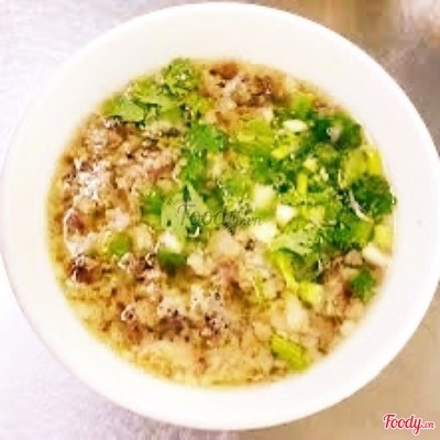 Phở tiết trứng
