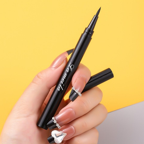 Bút Kẻ Mắt Nét Mảnh Lameila No.951(Bút Kẻ Eyeliner)