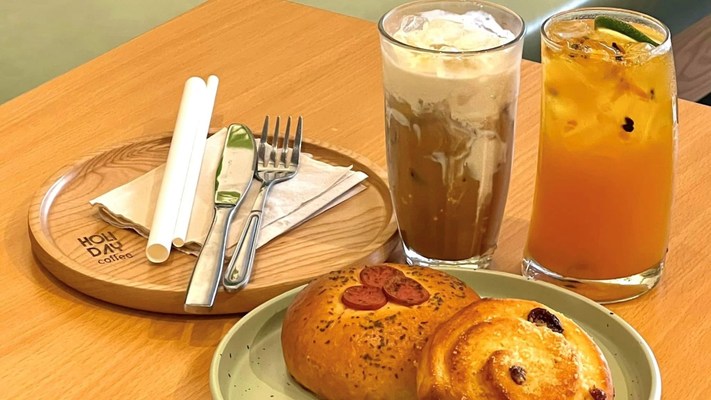 Holiday Coffee - Cafe Muối ,Trà Sữa & Trà Hoa Quả - 25 Đà Nẵng