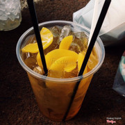 Trà đào 1 lít 35k