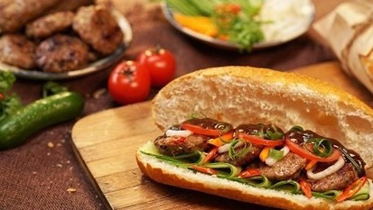 One One - Bánh Mì Và Trà Sữa - Số 1 Ngõ 165 Dương Quảng Hàm