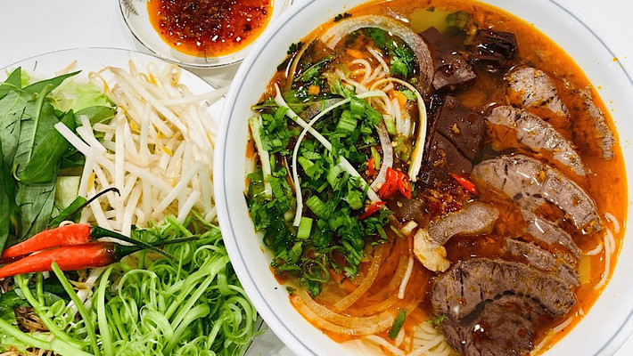 Quán Bún Bò Hai Quân - Trần Lựu