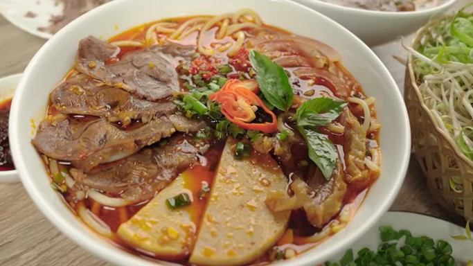 Phở Hà Nội & Cơm Chiên Dưa Bò Dũng Thuỷ - Hoàng Kế Viêm