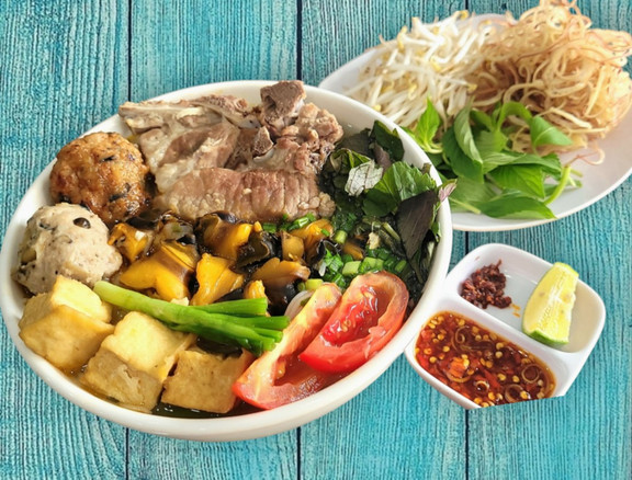 Bún Ốc Phúc Lộc - Hủ Tiếu Nam Vang & Mì Hoành Thánh - DT743