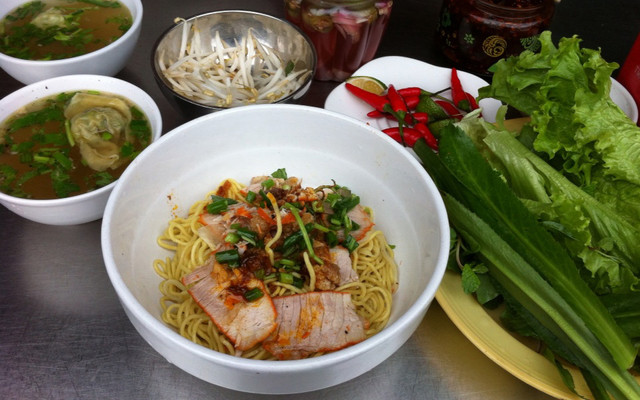 Bà Hương - Mì - Phở & Hủ Tiếu