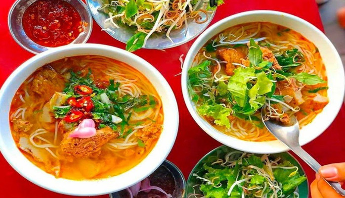 Bún Chả Cá & Ốp La Chảo Đắc Lành - Gia Lạc