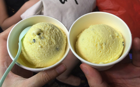 Walky Gelato - Kem Ý Đi Bộ