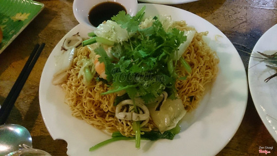 Cơm chiên hải sản