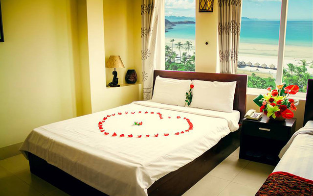 Mango Hotel
